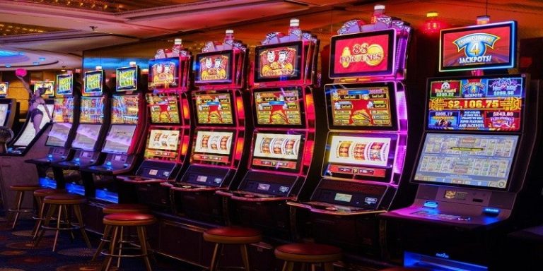 How Random Number Generators Shape Your Luck on Slot Machines